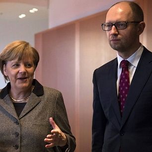 В Берлине проходит встреча Яценюка и Меркель