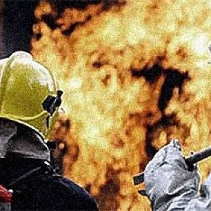 Пожар на Рудневой - спасатели ликвидировали масштабное возгорание 