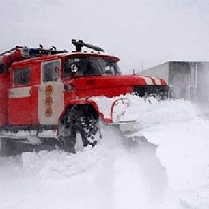 Роженицу из села Осипенко доставили в роддом на пожарной машине