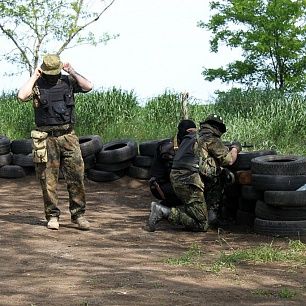 Бойцы спецподразделения "Азов" провели в Бердянске тактические учения