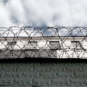 В Бердянске 500 заключенных колонии объявили голодовку