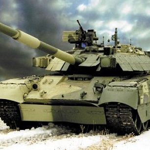 В Донецке элитное танковое подразделение России вступило в бой с украинскими танками «Оплот»