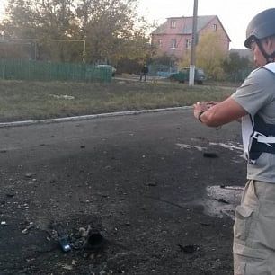 Люди в Сартане под Мариуполем погибли от снаряда с иностранной маркировкой
