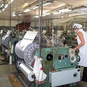 На заводе "Стеколволокно", пропавшие станки на сумму 5 млн.грн., были заменены на муляжи.