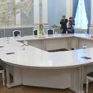 В Минске проходят переговоры о прекращении огня на Донбассе