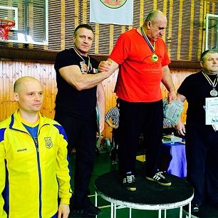 Валерий Головченко в 19-й раз становится чемпионом Украины по армспорту
