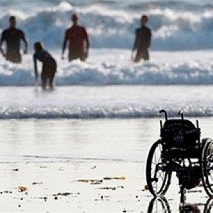 В Бердянске на ближней косе появится пляж для инвалидов