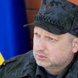 Турчинов рассказал о силах боевиков в Донбассе и российских войсках на границе