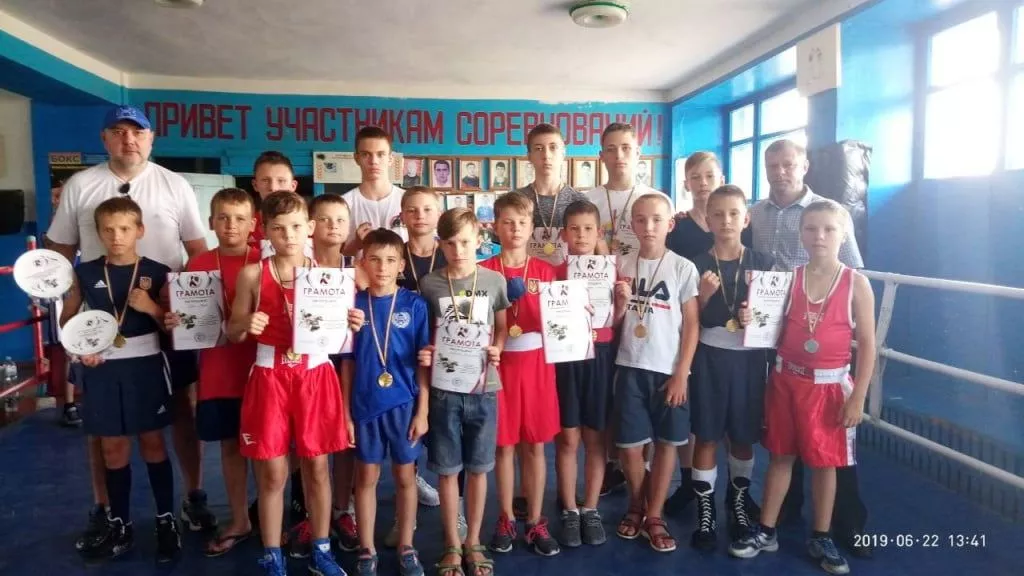 Бердянские боксеры завершили сезон турниром в Акимовке