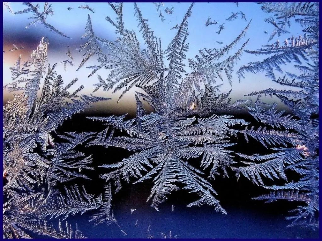В Украину с 29 декабря придут морозы до -18° и снег
