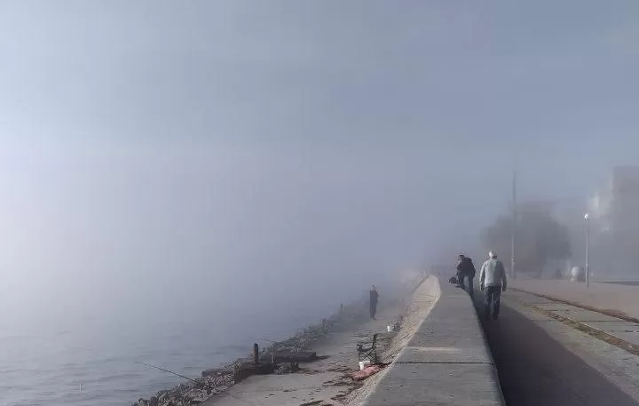 За прикладом Кримського мосту окупанти влаштовують над Бердянським портом димову завісу?