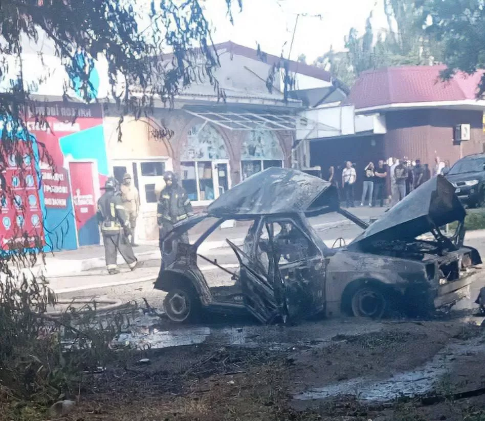 В Бердянську на Північній вибухнула автівка