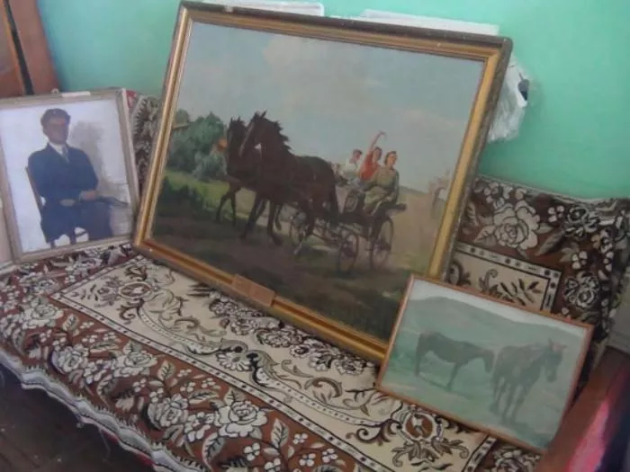 В Бердянске удалось задержать похитителя коллекции картин художника Годлевского