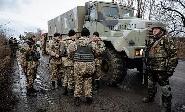 Украина приближается к отводу вооружения, но приказа еще не было