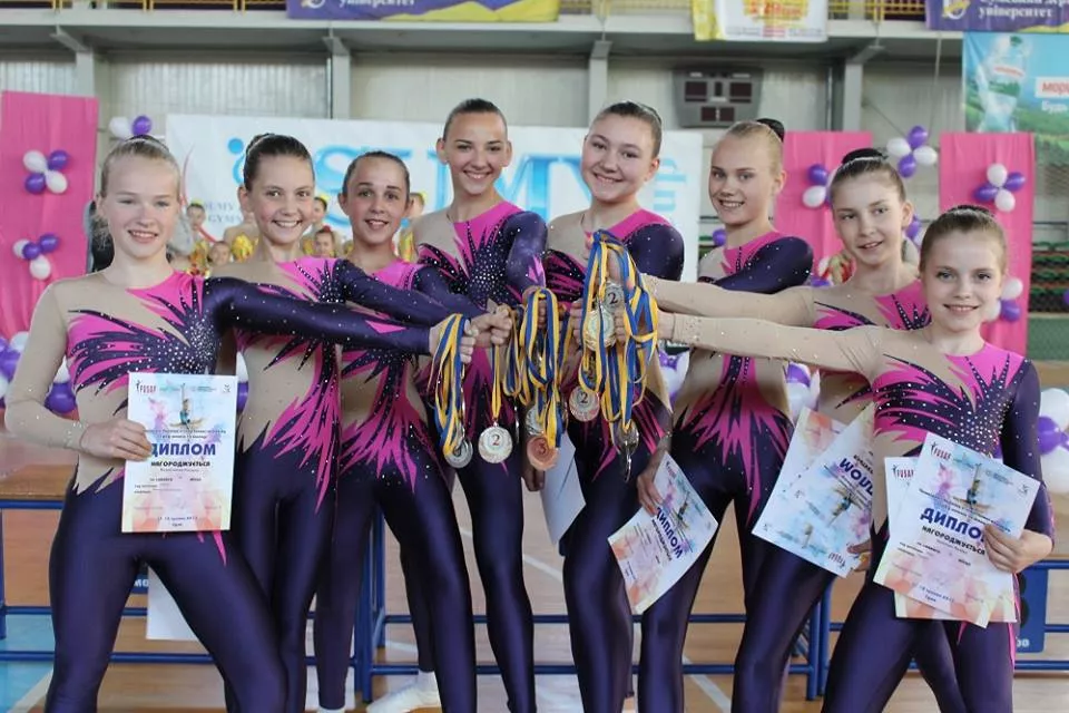 Бердянцы успешно выступили на чемпионате Украины среди юношей и молодежи по аэробике