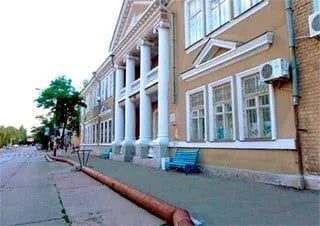 Отсутствие документов не помешало фирме получить подряд на ремонт водопровода в Бердянске
