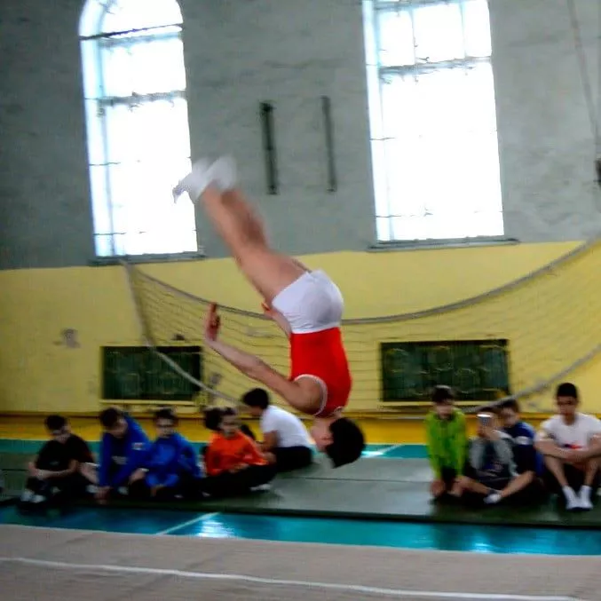 В минувшие выходные в Бердянске прошли соревнования по спортивной акробатике