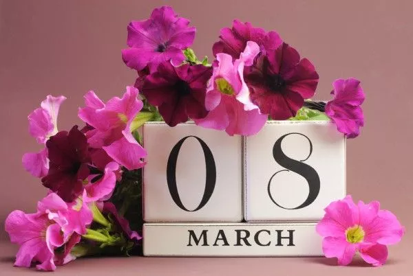 8 марта будут праздновать 4 дня