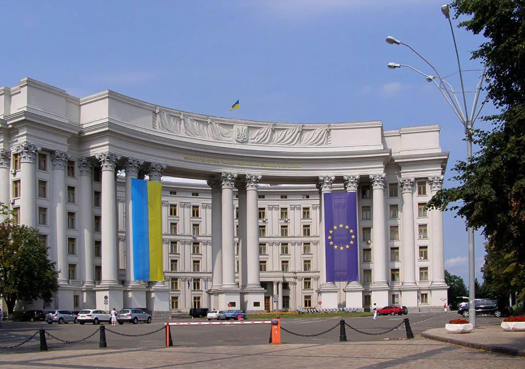 В МИД заявили, что посещение России опасно для украинцев