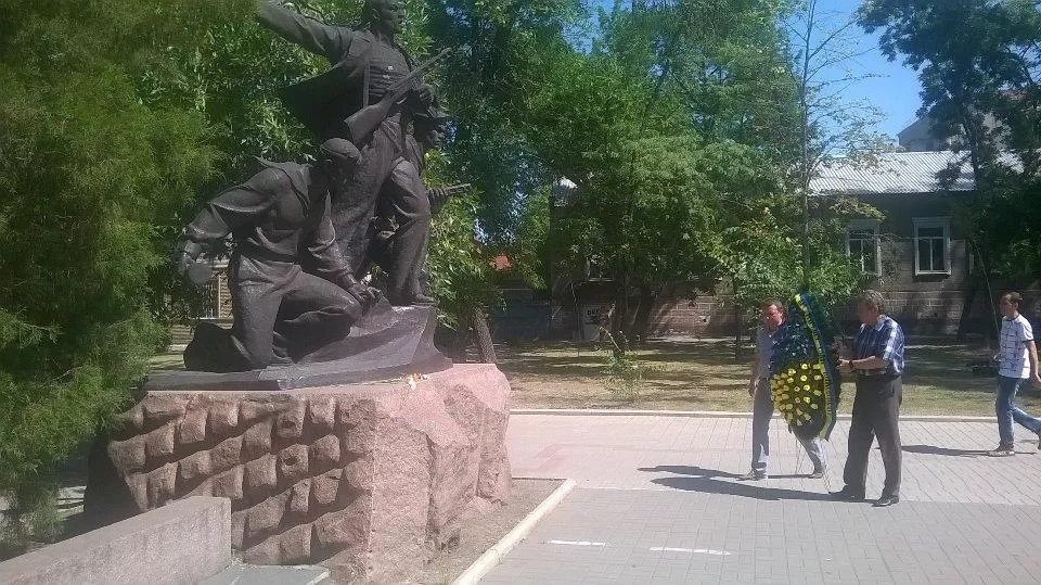 В День скорби в Бердянске почтили память погибших в годы Второй мировой войны