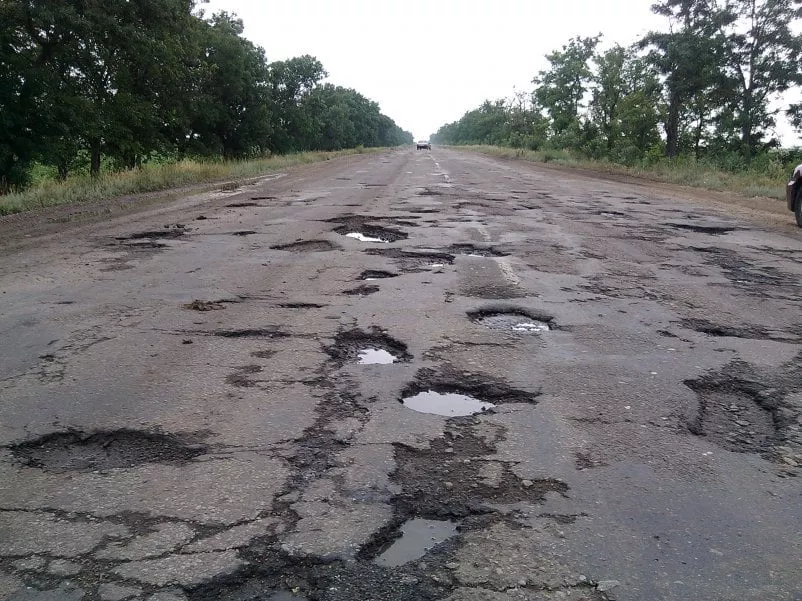 На ремонт дорог в Украине необходимо выделить триллион гривен