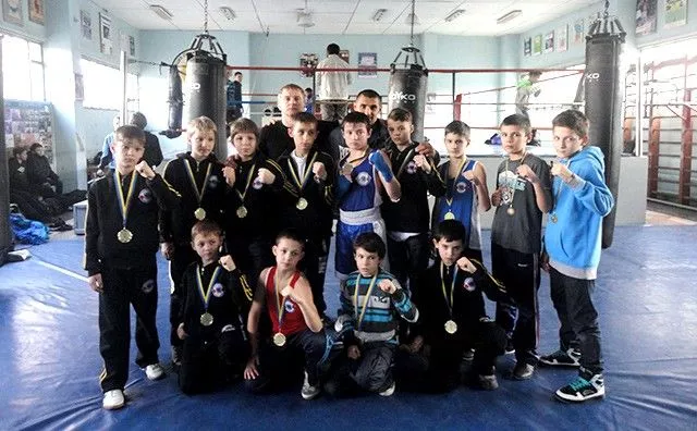 Боксеры БК "Чемпион" и ООШ №7 успешно выступили в Энергодаре