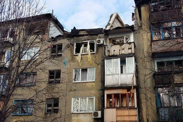 Взрыв газа в Украинске: под завалами оказались женщина и трое детей