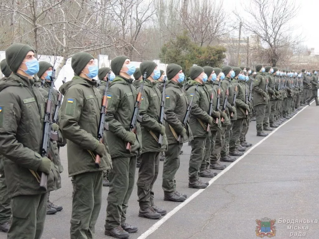100 військових 23-ї окремої бригади з охорони громадського порядку Нацгвардії України склали присягу на вірність українському народу