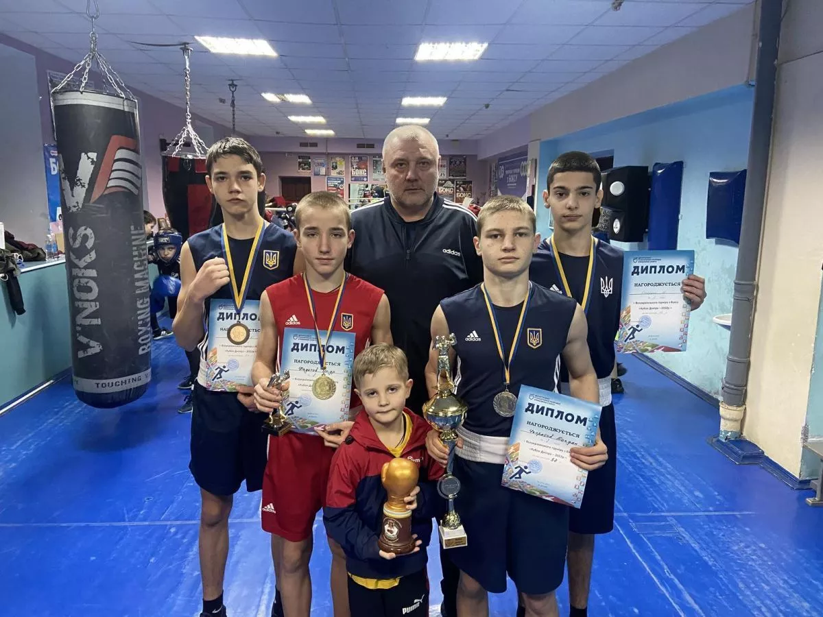 Богдан Чепрасов и Саша Федотов взяли золото на «Кубке Днепра» по боксу