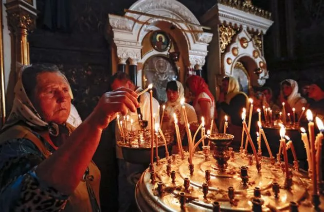 Рада поддержала обращение Порошенко о создании Украинской поместной церкви