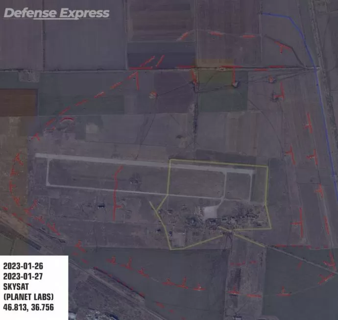 рф формує кругову оборону аеродрому у Бердянську: супутникові знімки