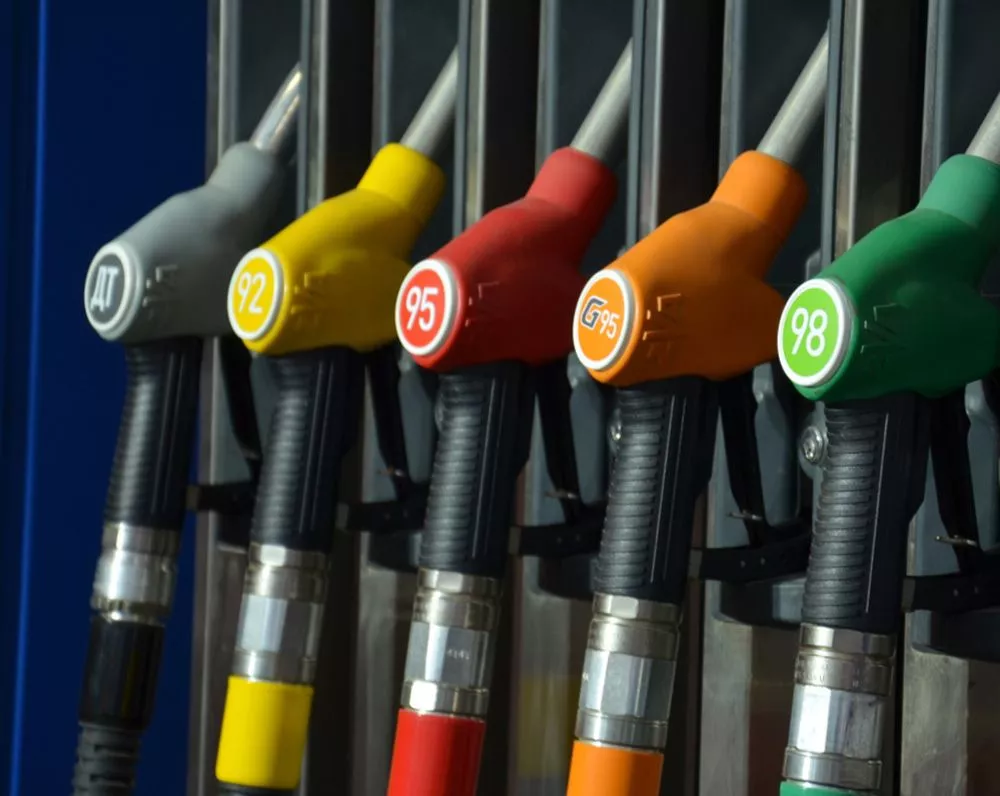 Какая машина дешевле в обслуживании: бензин или дизель?