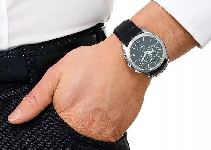 Наручные часы – идеальный аксессуар для мужчин и женщин