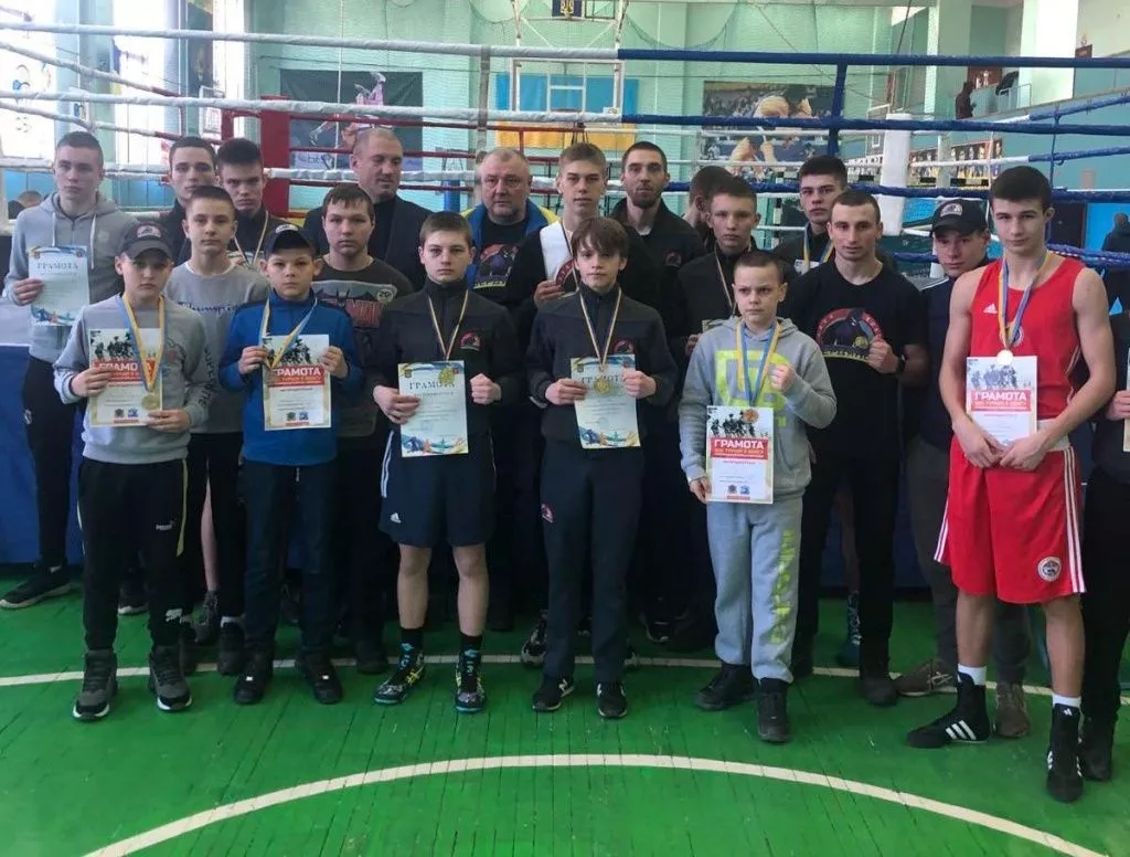 У бердянских боксеров-юниоров четыре золота на домашнем чемпионате Запорожской области