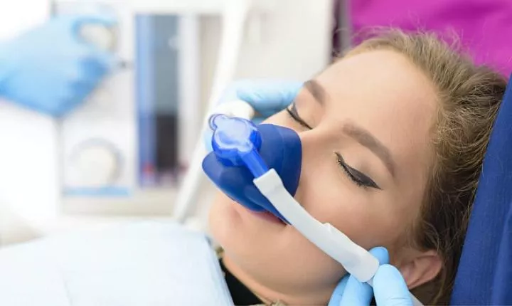 Лечение зубов под седацией – особенности и возможности метода