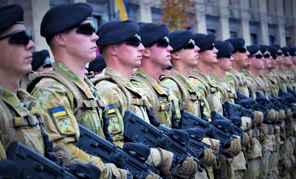 Как изменится украинская армия: с рекрутами и без прапорщиков
