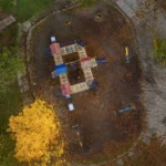 Дитячий майданчик в парку Шмідта