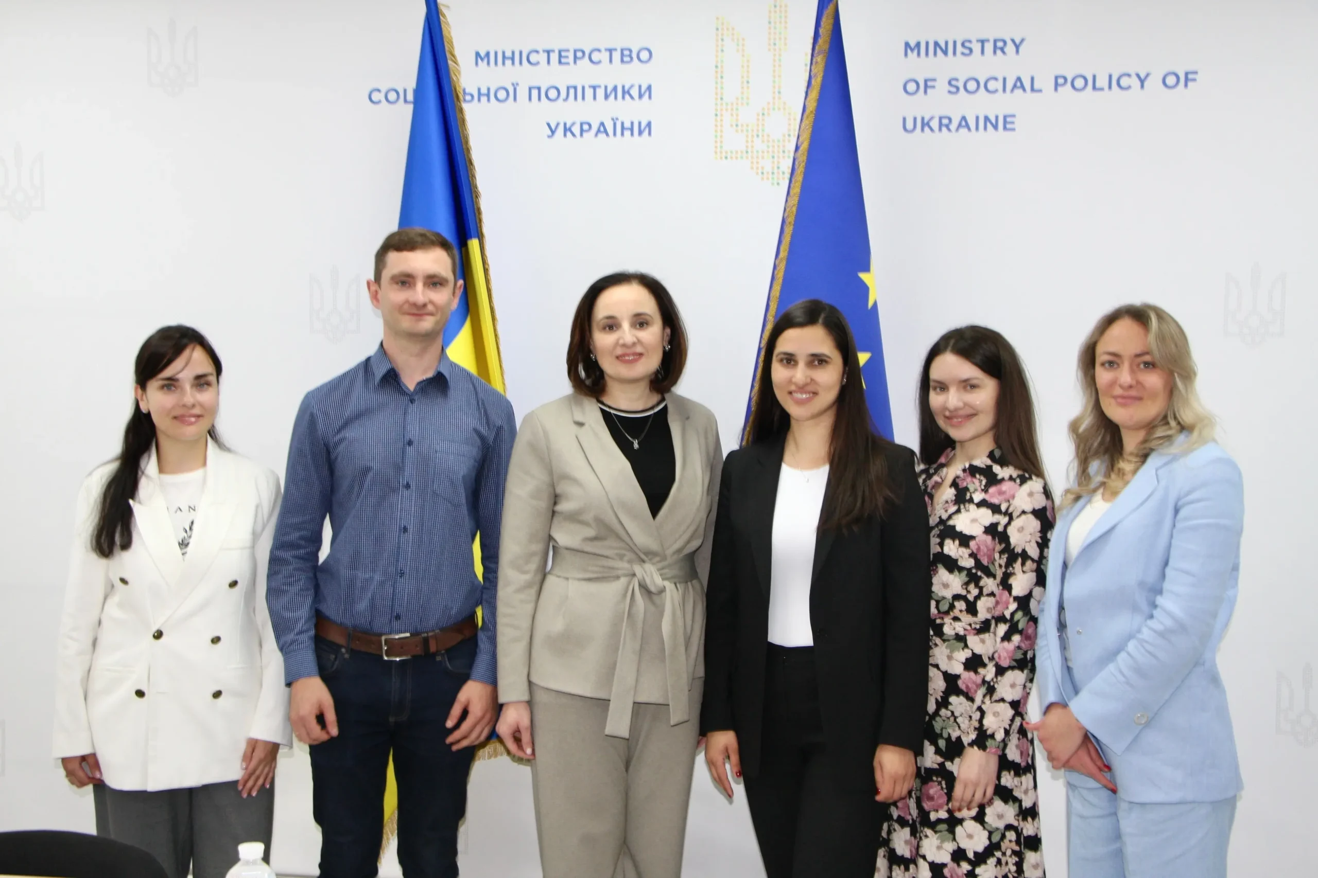 Робота і дах над головою. В Україні з’явиться платформа підтримки для ВПО