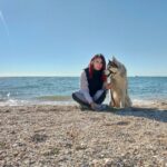«Я обіцяла йому, що ми повернемось». Історія Анни, яка вивезла з окупації хаскі і пам’ять про дім