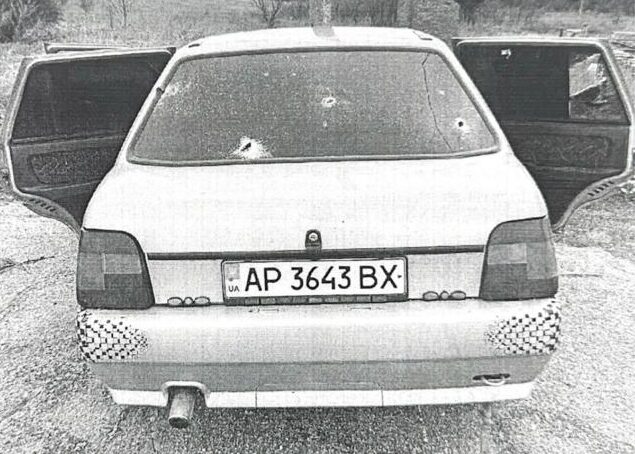 розстріляне авто