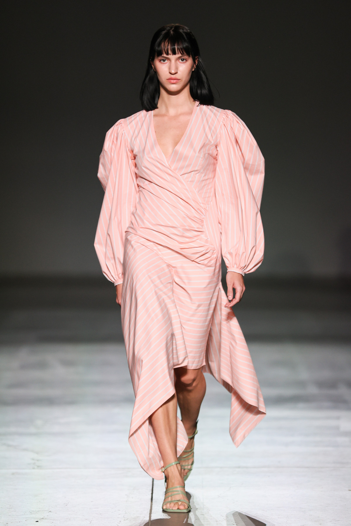 ufw_ss26_nadya dzyak_catwalk_credits_andriy_ sokolov-21-1