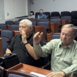 Михайло Грицай (в чорному) на засіданні окупаційного виконкому (Фото: окупаційні пабліки)