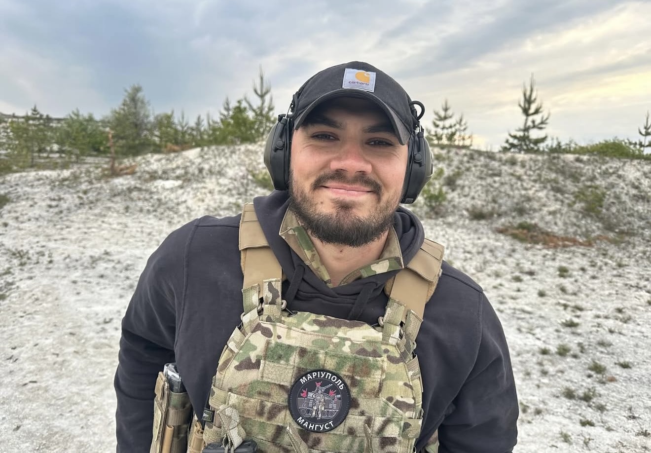 На фото Валерій Петренко - бердянець, Азовець, який пройшов російський полон