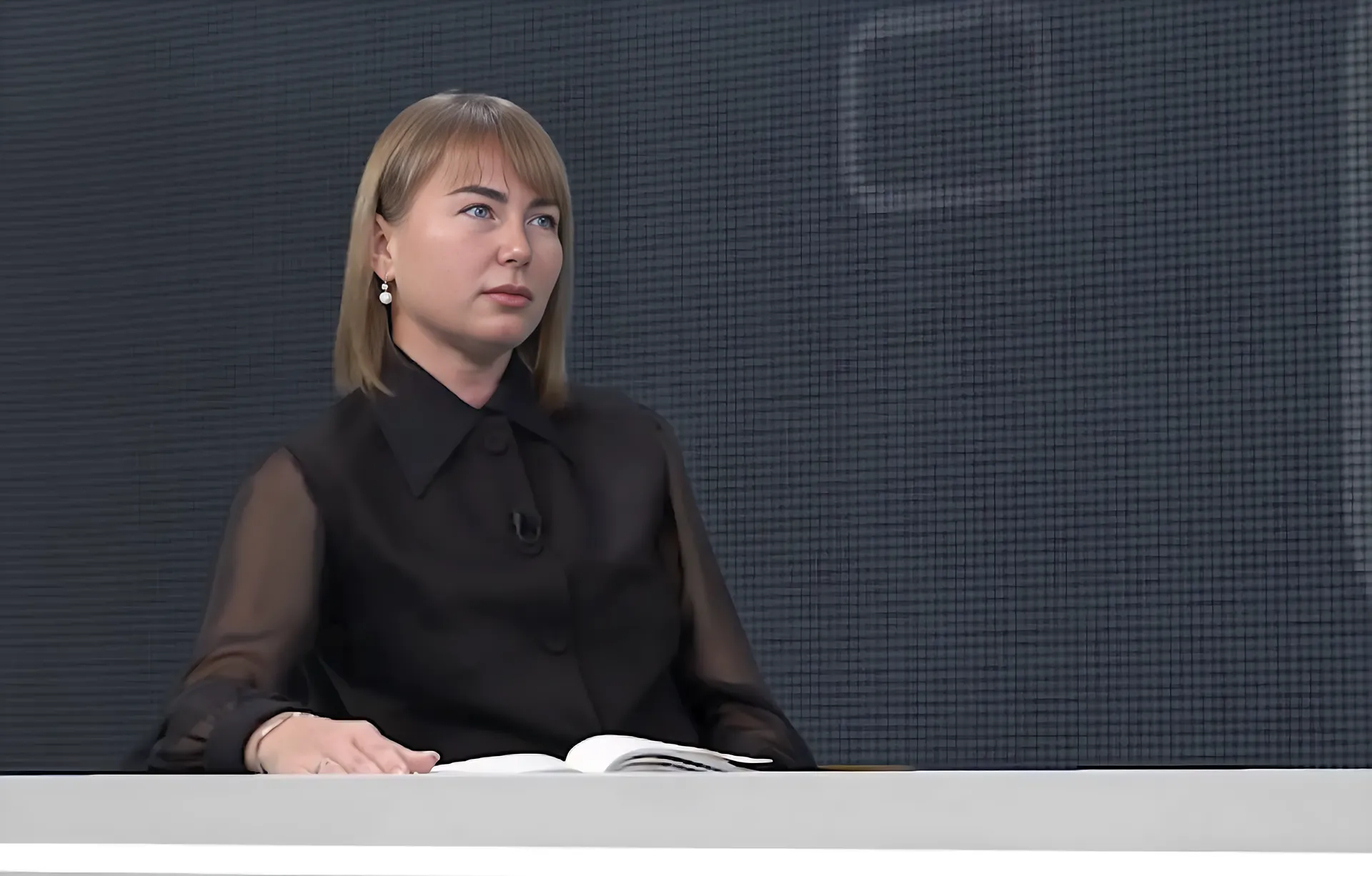 До окупації Бердянська Діхтяр була заступником головоного лікаря психоневрологічного диспансера (Фото реставрація BRD24)