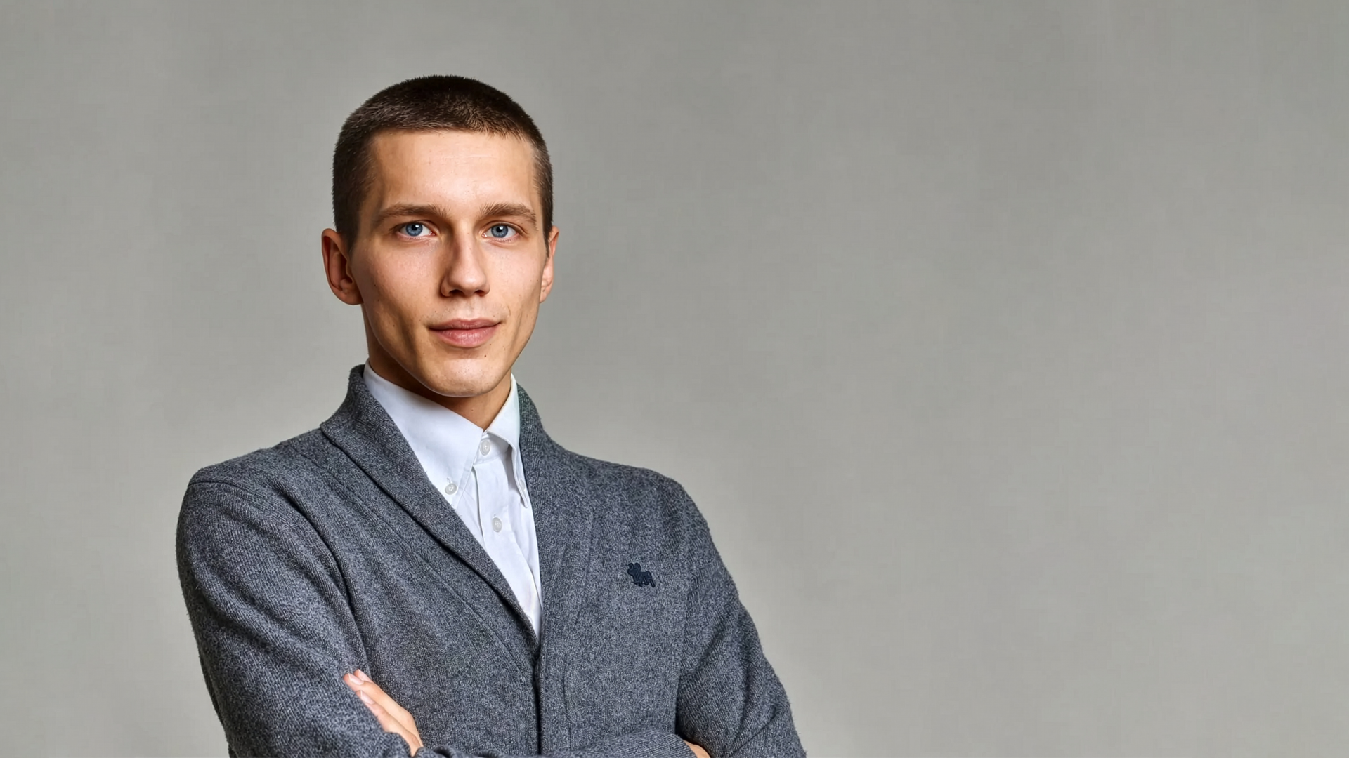 Від вуличних тегів до креслень у «Парусі». Історія архітектора Олександра Новікова Від вуличних тегів до креслень у «Парусі». Історія архітектора Олександра Новікова