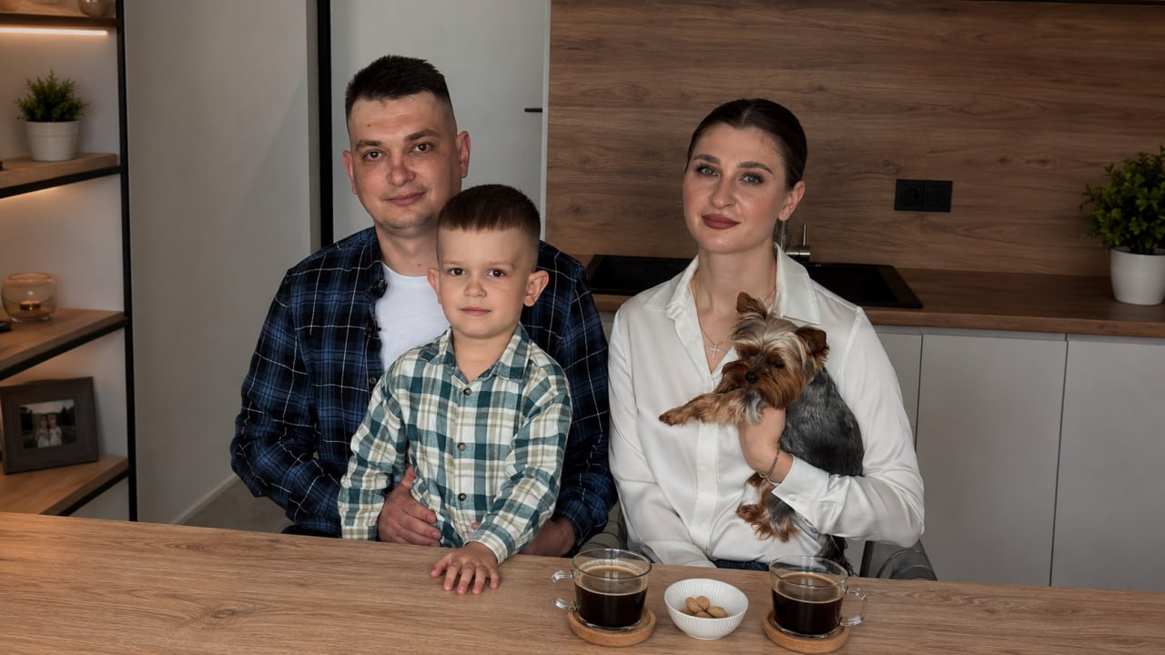 Сергій та Ганна Болдирєви разом з сином (Фото: надано героїнею) Сергій та Ганна Болдирєви разом з сином (Фото: надано героїнею)