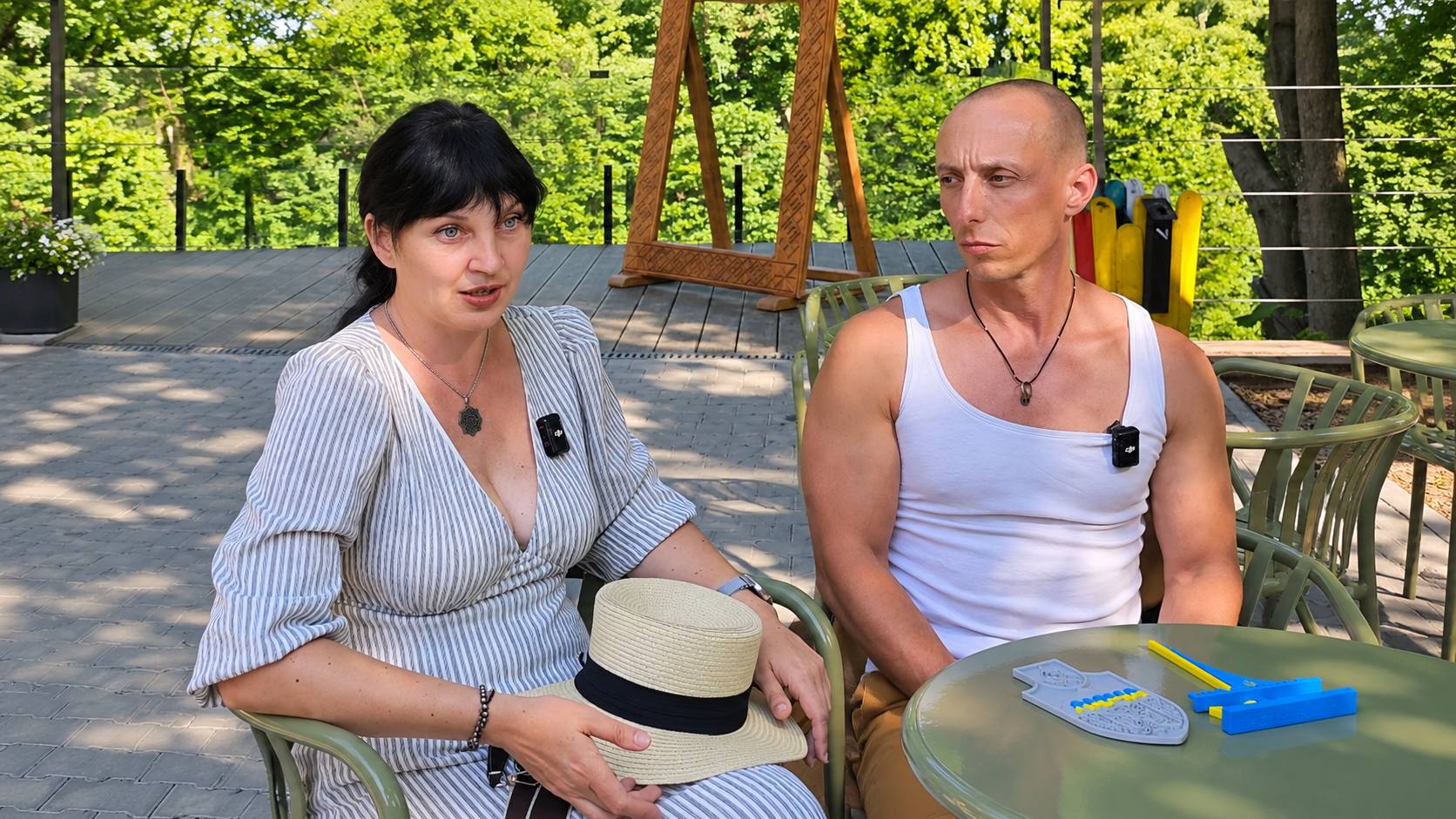 «Мої жабри пересохли без моря, але гори тримають». Як подружжя пожежника та шоколатьє з Бердянська будує новий дім в Карпатах «Мої жабри пересохли без моря, але гори тримають». Як подружжя пожежника та шоколатьє з Бердянська будує новий дім в Карпатах